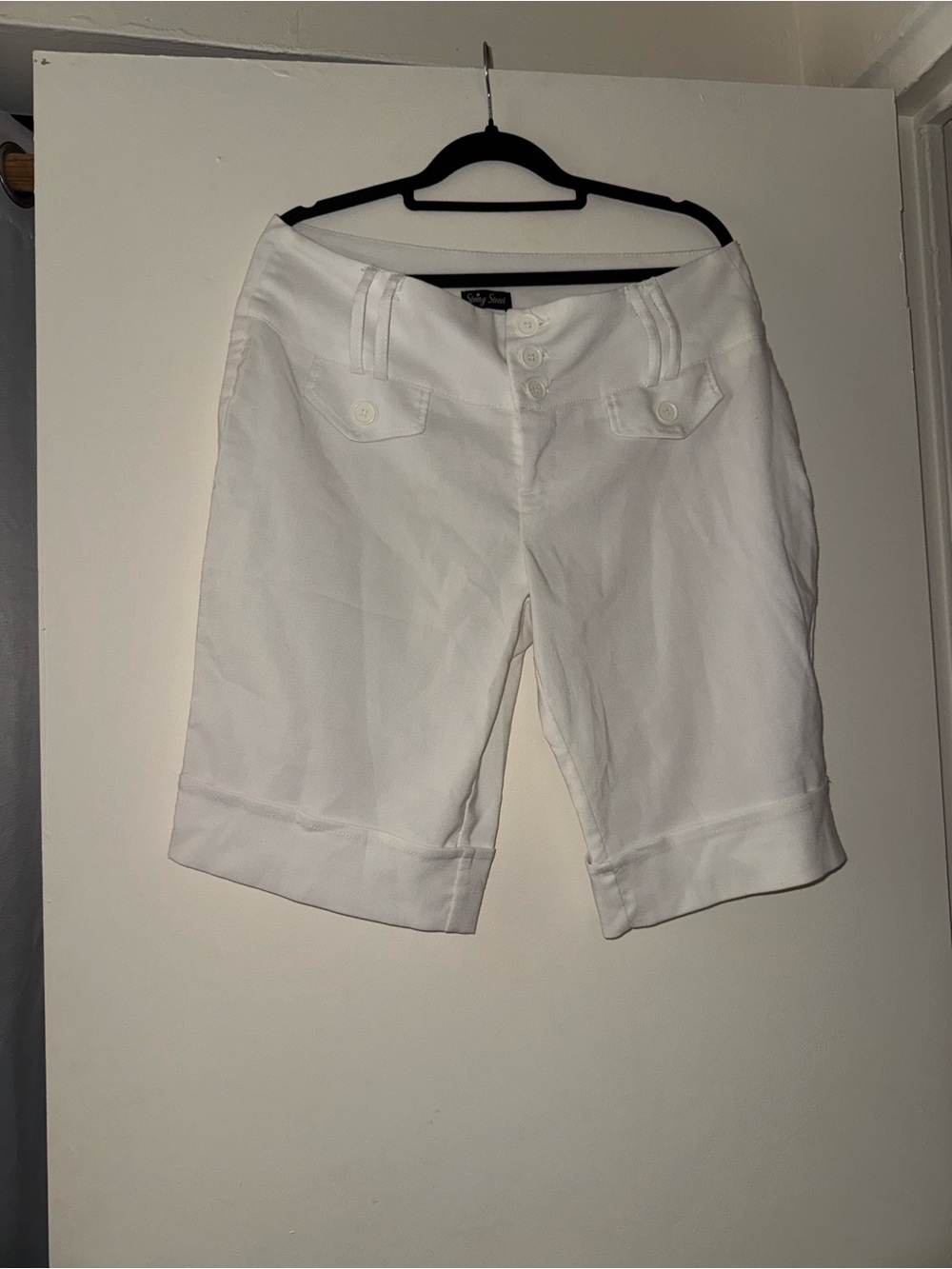Spring Street White Bermuda Shorts Size 13/14 Stretch Cuffed Summer Shorts